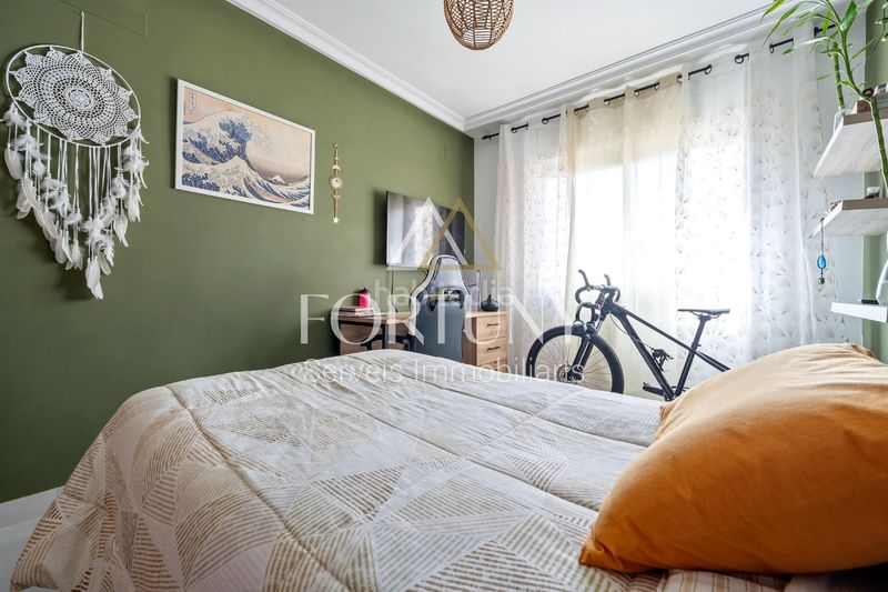 Foto 3eac20f5-9f35-42b4-86ab-b26c6a7c572f. Pis amb aparcament a Mestral Reus