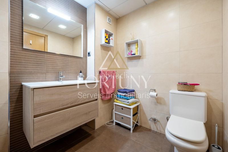 Foto 60e5f3ff-7cbd-4f04-8e8f-875d3161344b. Àtic amb piscina a Centre Reus