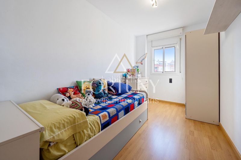 Foto a023a7cc-2cf4-44d4-a9d7-a8e50128961c. Àtic amb piscina a Centre Reus