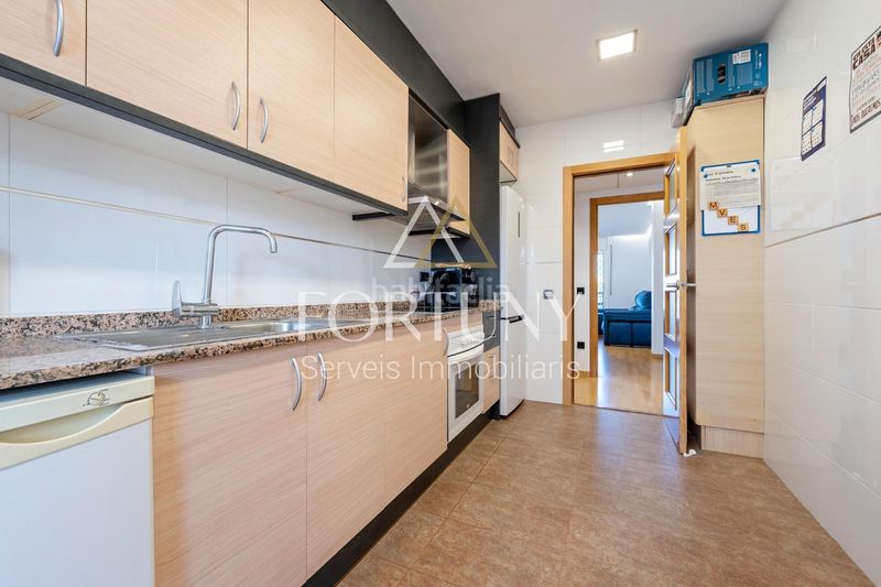 Foto f87a62bc-c45d-4f04-870d-faea6a621e87. Àtic amb piscina a Centre Reus