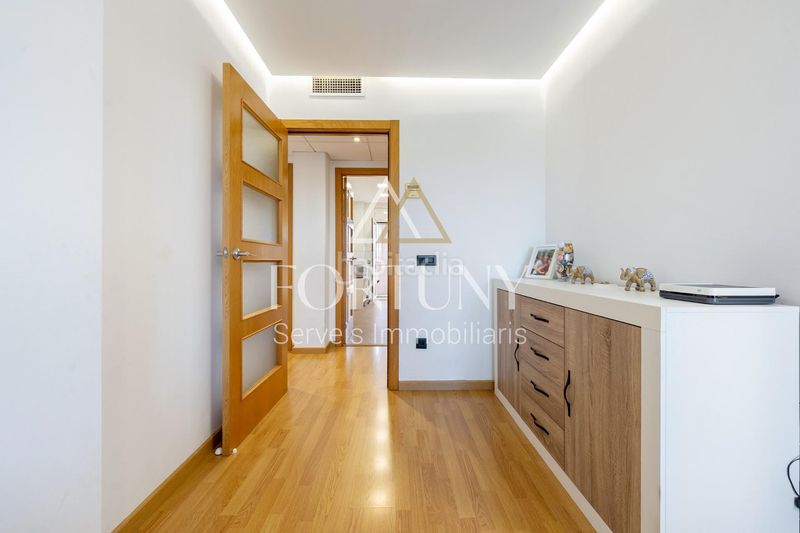 Foto fe150a97-a5a9-475d-9212-e2bd5ef717bc. Àtic amb piscina a Centre Reus