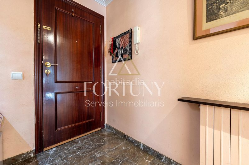 Foto 41a2ddfd-4f4d-4eab-826c-932af792e6c1. Pis amb aparcament a Centre Reus