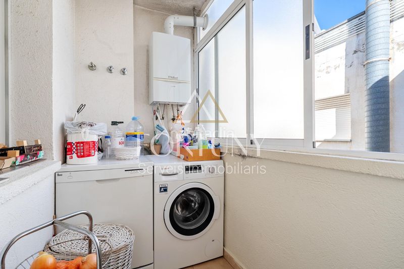 Foto 8dc72cf1-30d5-44ab-8b47-84f1e70e09cd. Pis amb aparcament a Centre Reus