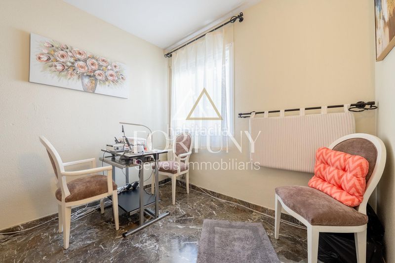 Foto c6801fd4-a48e-436a-9a92-11522c4b6959. Pis amb aparcament a Centre Reus