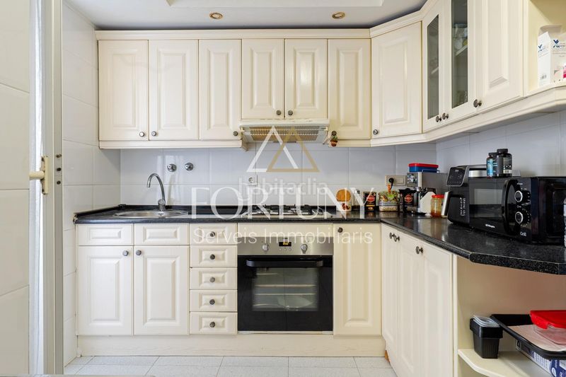 Foto e118ce72-4994-446c-bc03-87b5011e3805. Pis amb aparcament a Centre Reus