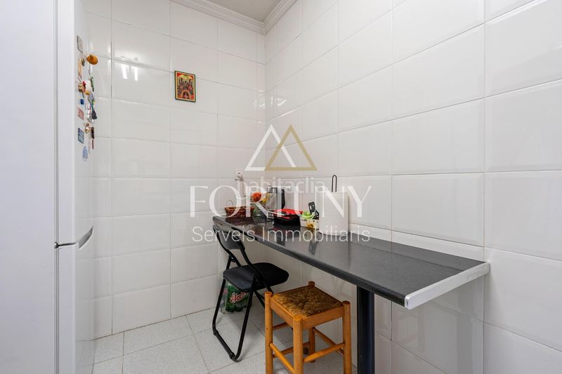 Foto f4243aaa-fabf-4fb6-8bd8-98f3ea5cb98f. Pis amb aparcament a Centre Reus