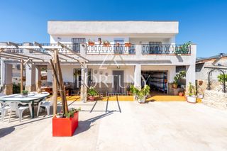 Casa  Calle resclosa la. Casa en venta urbanización serradalt, alcover.