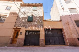 Casa a schiera  Calle pont del 11. Casa adosada en calle pont, vilaverd.
