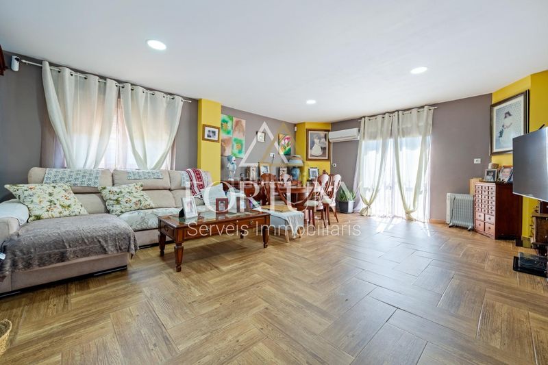 Foto b59de56f-4f27-416e-8e48-0d70743da948. Casa a Puigpelat