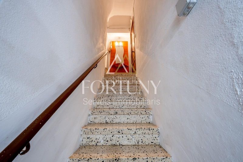 Foto 242b30b3-31d3-43eb-840a-63f533b6e1c7. Edificio  en venta en pou de la vila, la selva del camp. en Selva del Camp (La)