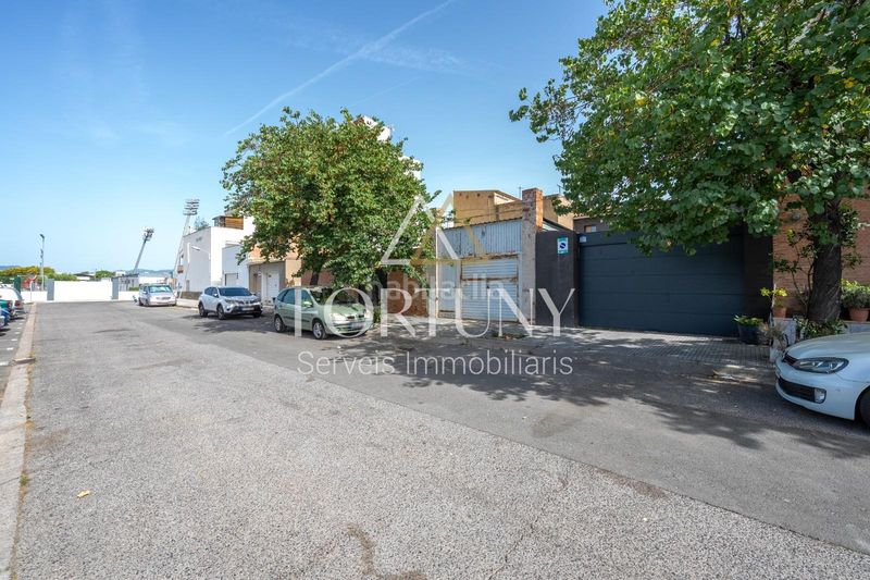 Foto 07dc582a-9a66-4d6e-87e4-badf63207832. Casa adossada amb aparcament a Ponent Reus