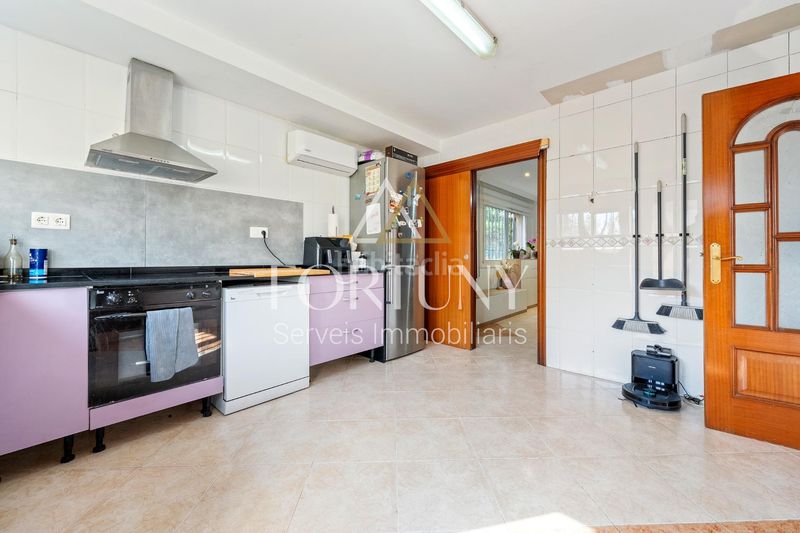 Foto 08be996c-4f28-47a1-a371-19485ba68098. Casa a Mestral Reus