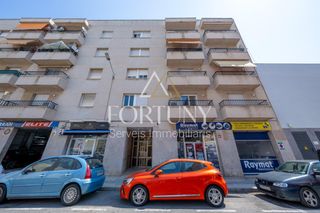 Flat  Calle morell 11. Piso en venta en calle morell, reus.