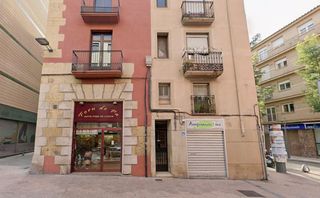 Miete Geschäftsraum  Calle de robuster. Local comercial en calle raval robuste, reus.