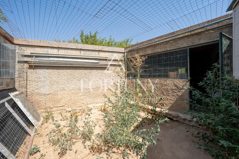 Foto c8c2c1ae-4390-468c-a5e6-9ada5d7f76bb. Casa amb piscina a Centre Reus