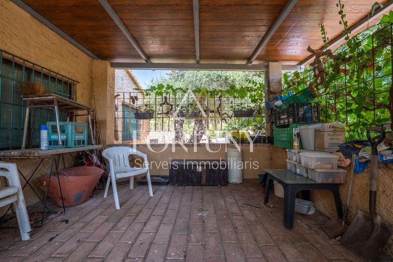 Foto e36d9bb8-9807-4dc9-b106-2f9547ce6224. Casa amb piscina a Centre Reus