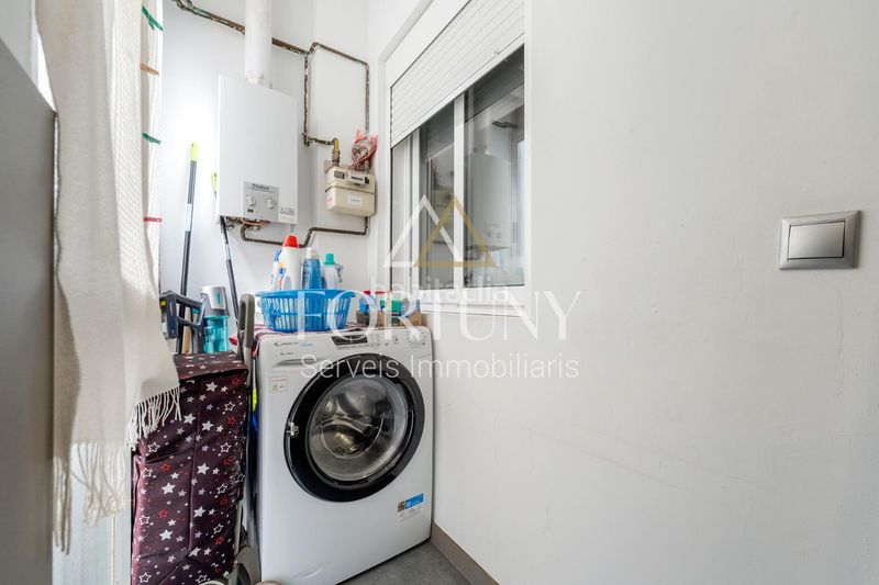 Foto 008a0efd-4c8a-49b0-a903-098b04c53b93. Pis a Centre Reus