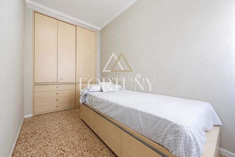 Foto b46af1c9-aa4c-4233-bd4f-42988bb14992. Pis a Centre Reus