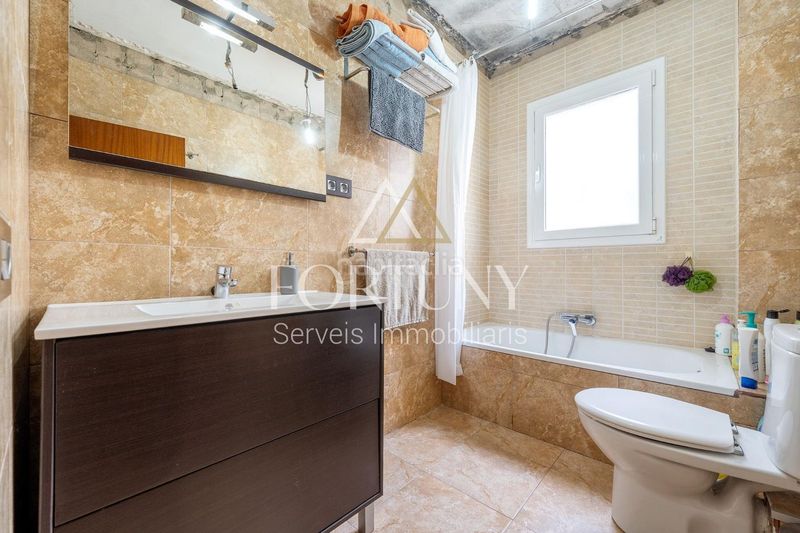 Foto 2b72275b-eb61-45b0-8cf0-98151b994883. Pis a Centre Reus
