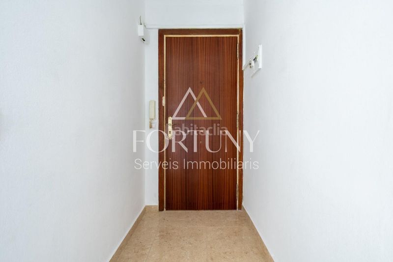 Foto c495ff64-2e1d-4c18-9010-46edfe013478. Pis a Centre Reus