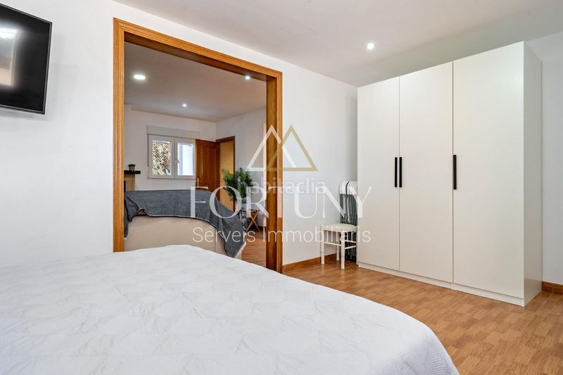 Foto 317d4737-2e7d-454d-9be5-6ccdf61833d2. Casa amb piscina a Mestral Reus