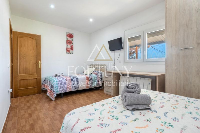 Foto 57d163d2-acc4-4fba-8632-431c035d447f. Casa amb piscina a Mestral Reus