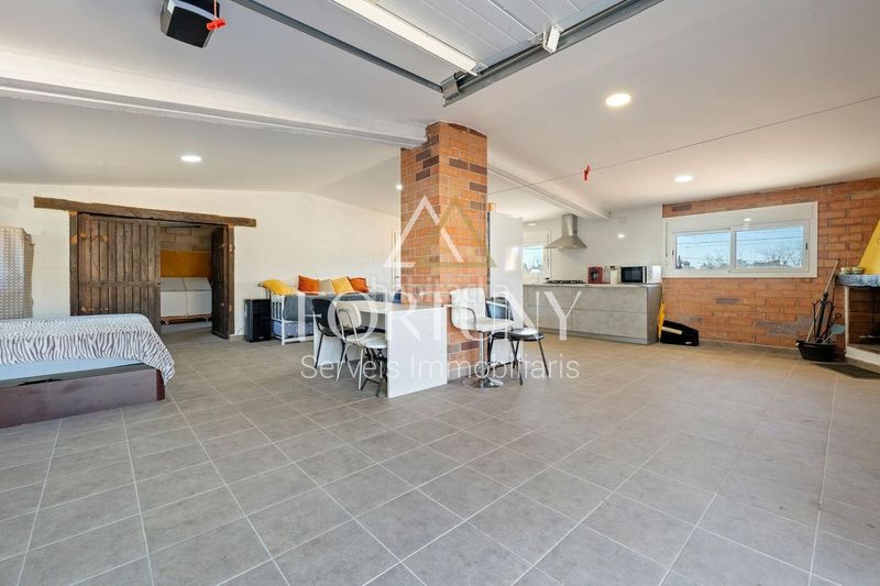 Foto 59cc53ea-3740-4c0c-929e-8b395a9304b7. Casa amb piscina a Mestral Reus