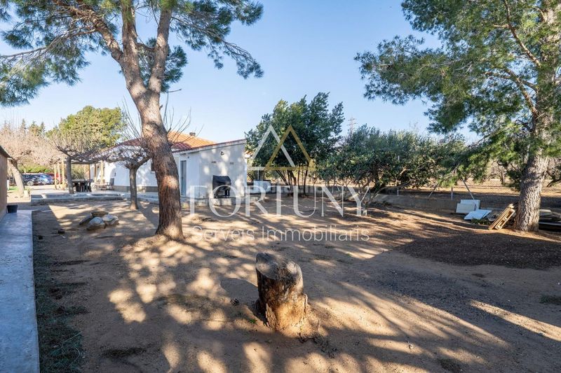 Foto 7f0b26b9-e558-4823-be66-4054a97e2af8. Casa amb piscina a Mestral Reus