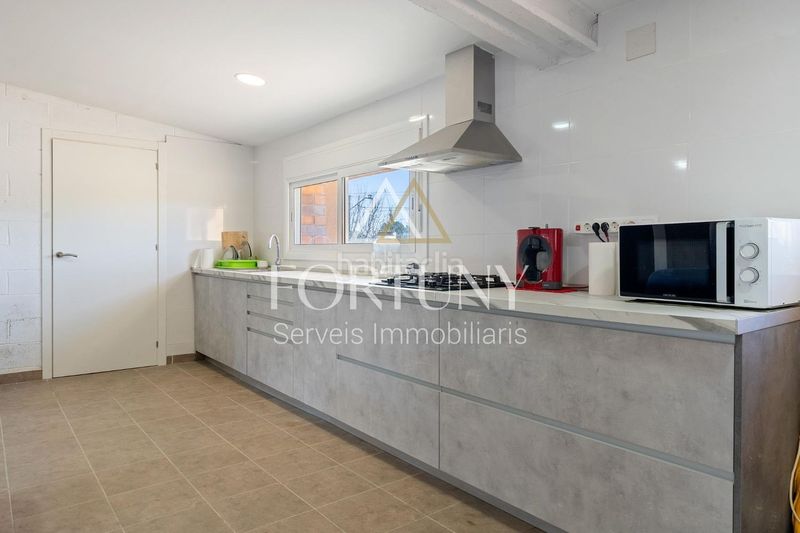Foto cdfbd23f-0070-4623-811c-5fe348efa8de. Casa amb piscina a Mestral Reus