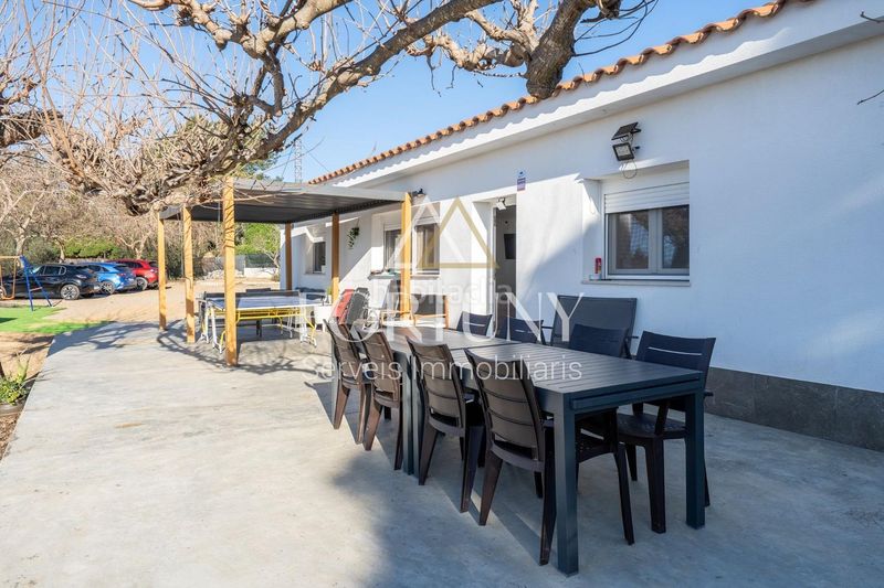 Foto eeb8d739-8399-46c1-aeaa-106c3611193e. Casa amb piscina a Mestral Reus
