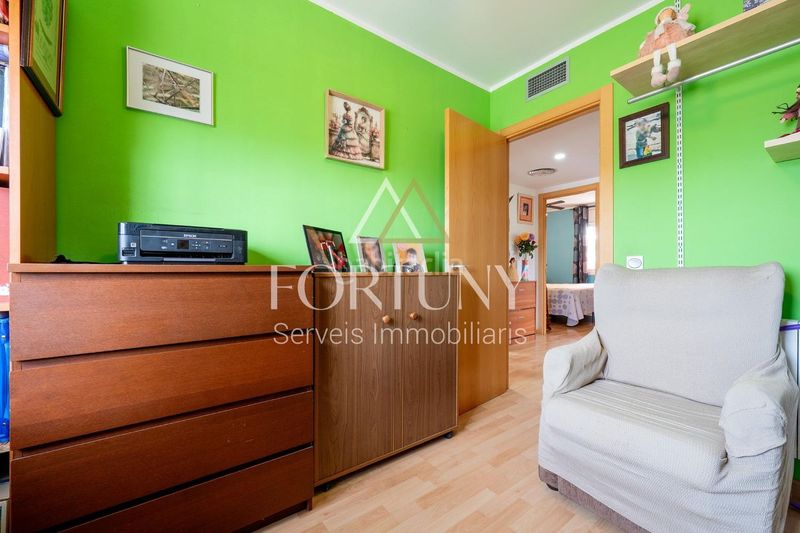 Foto 1887189e-0271-4aa0-92fc-6eb947883e73. Casa amb aparcament a Migjorn Reus