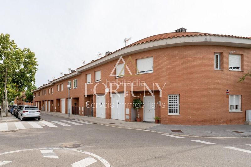 Foto 2ba0a5f2-b33e-4cb5-bc46-50b890e89a79. Casa amb aparcament a Migjorn Reus