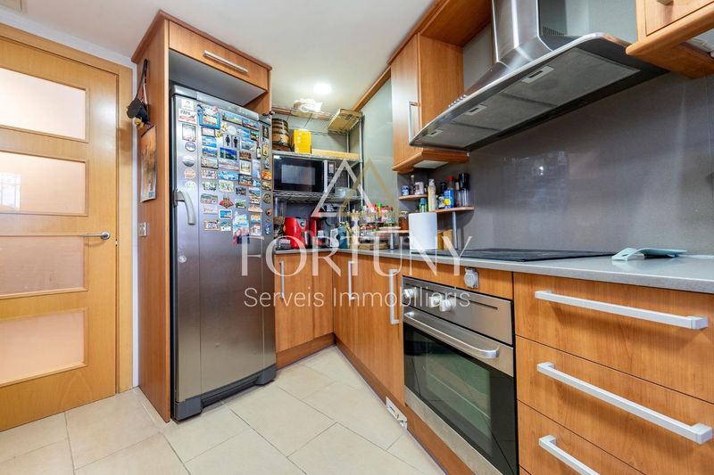 Foto bd8fc516-78cd-41c1-9ca3-c0f6b2131e5d. Casa amb aparcament a Migjorn Reus