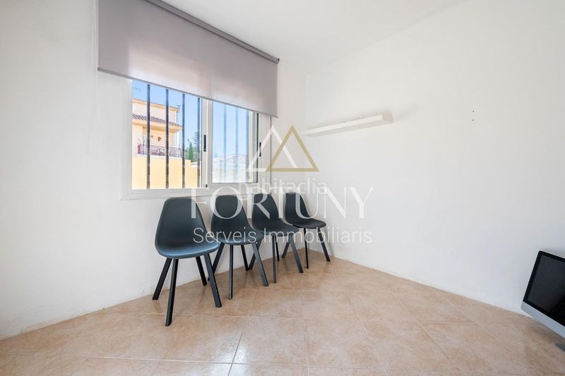 Foto f32df6e5-b04d-426e-8f8b-f8eadd59c28c. Casa a Mestral Reus