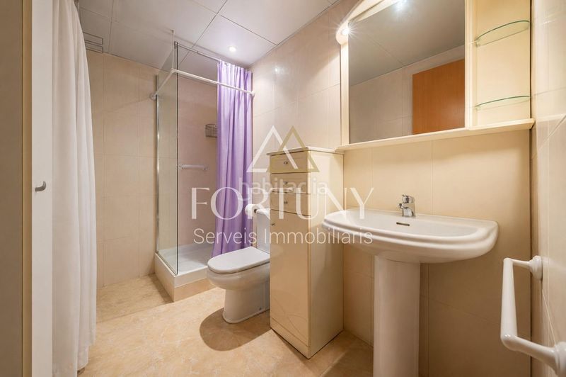 Foto f3883212-013d-497d-b04d-abf90868ffe7. Pis a de la bòbila 4 a Valls