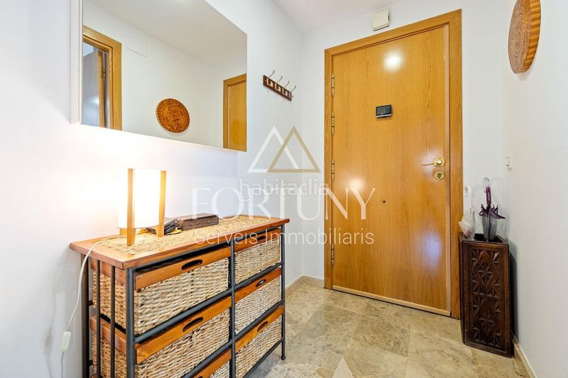 Foto f350d584-e2ae-4fdb-8237-1cf2fde4e77f. Dúplex amb aparcament piscina a Llevant Reus