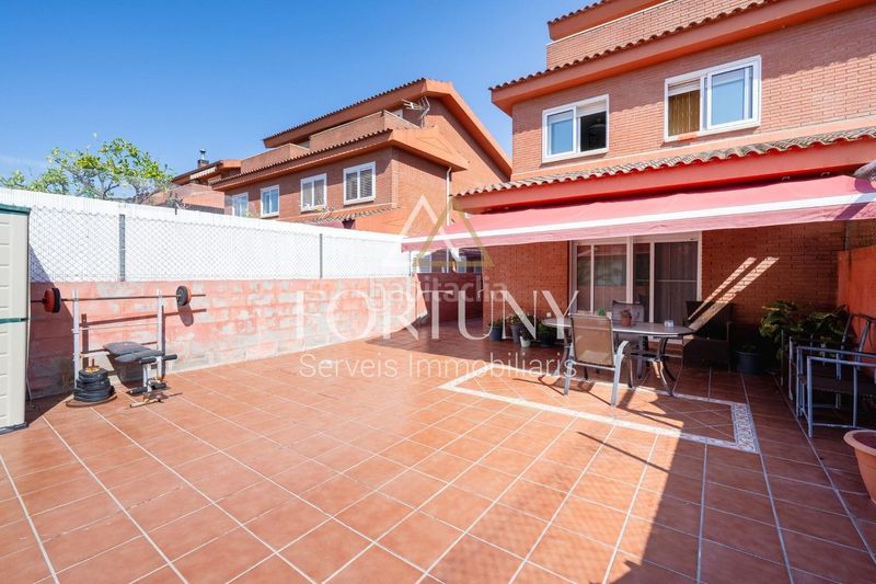 Foto 3b0b7403-b633-4213-81d4-b312925aba1e. Casa amb aparcament a Migjorn Reus