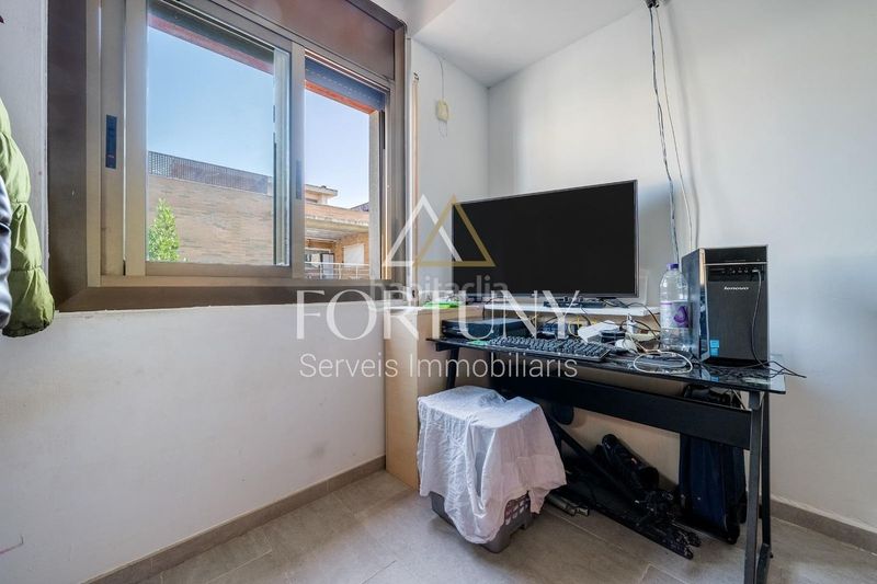 Foto 2db4a9b7-b4ce-49aa-b9ee-9f552a0bdbfd. Casa amb aparcament a Ponent Reus