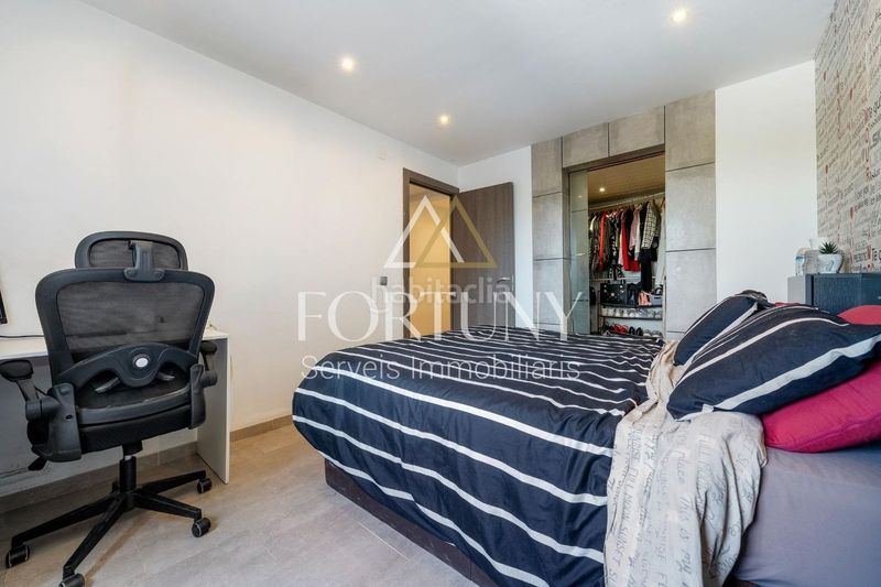 Foto ad559d5c-6970-40c9-a058-296ba30fc6ef. Casa amb aparcament a Ponent Reus