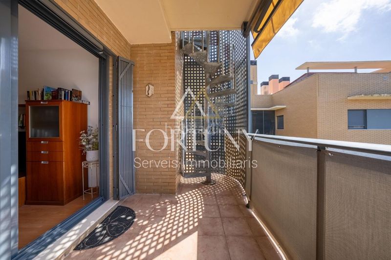 Foto 9cad7172-2361-4d76-ba30-c932bd105a3d. Àtic amb aparcament piscina a Llevant Reus