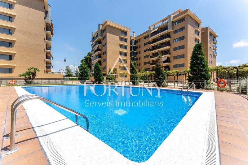 Foto d6d44b85-e15f-423e-9bc0-59d6f041542a. Àtic amb aparcament piscina a Llevant Reus