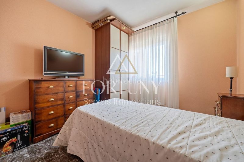 Foto 2f792d59-f2d3-41c1-aae8-b565da3515e2. Pis amb aparcament a Centre Reus