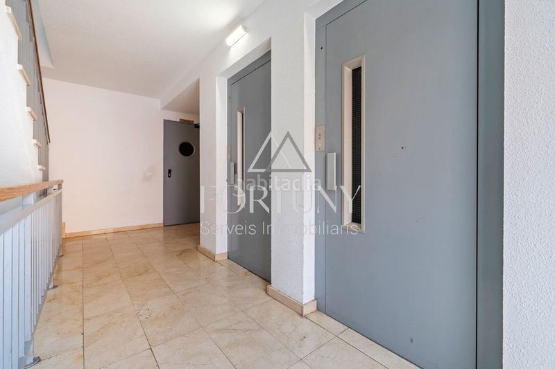 Foto 2b5a7ca9-6c84-4f42-8562-e5a4ffd5e74b. Pis amb aparcament piscina a Centre Reus
