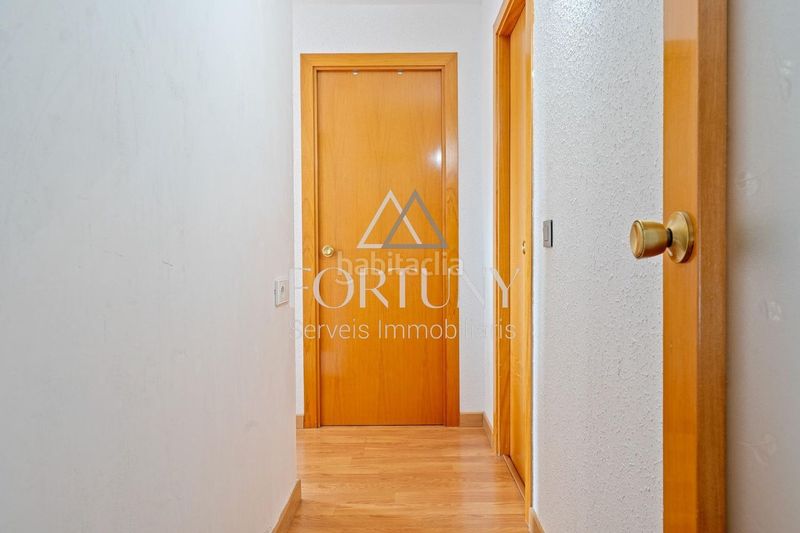 Foto 4fbe5920-cd38-4279-b60d-ee15732f2b42. Pis amb aparcament piscina a Centre Reus
