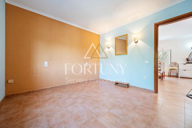 Foto b0bc2f89-3111-4bb4-978e-c3196eea3608. House with pool in Riudoms