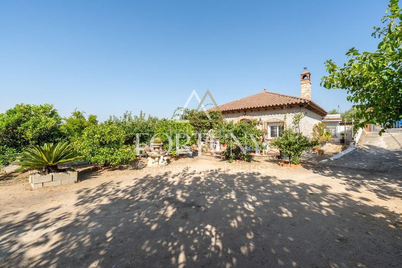 Foto dab812f7-25ee-4e98-9e87-1ccd3645f11e. House with pool in Riudoms