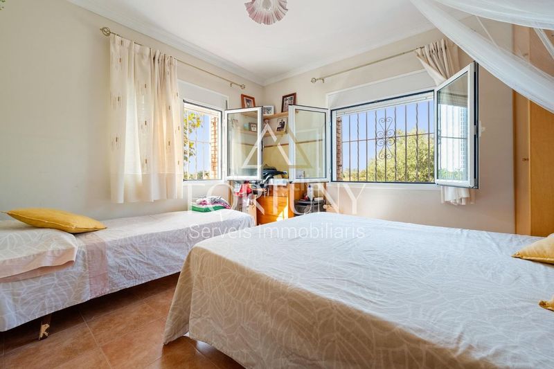 Foto ee65802f-5559-411f-8ffd-0ebe9efc0b81. House with pool in Riudoms