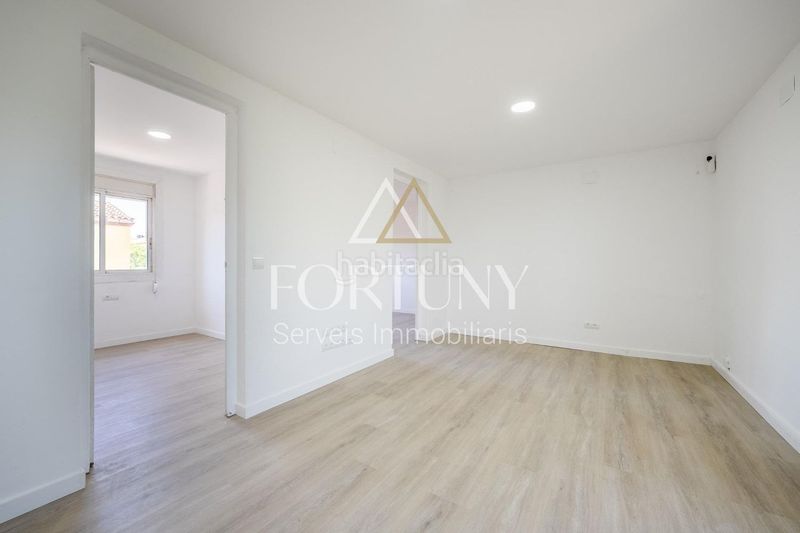 Foto 4b0f9ee1-3ffb-4212-a84d-0c2b2bafffa5. Pis a Migjorn Reus