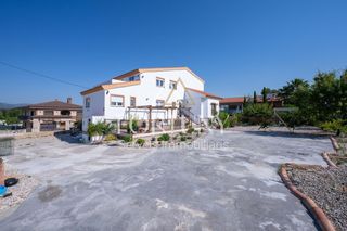 Haus  Tallers. Casa en venta en puigpelat