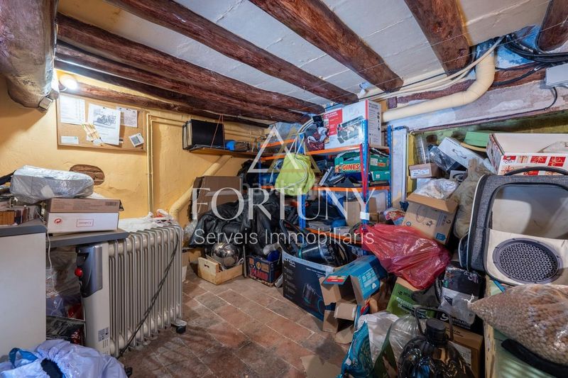Foto 00b2c792-b975-43f0-9ba8-59e92438e902. Casa amb aparcament a Valls